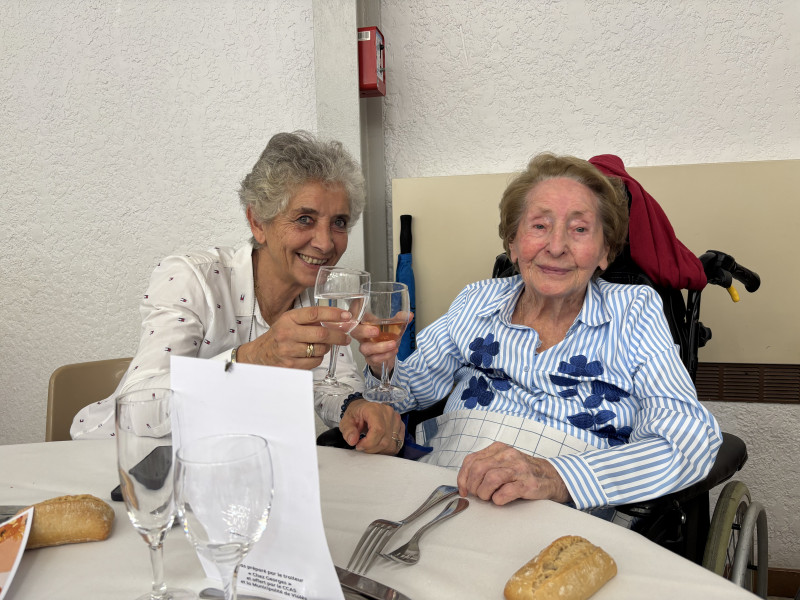 Repas mairie de Violès